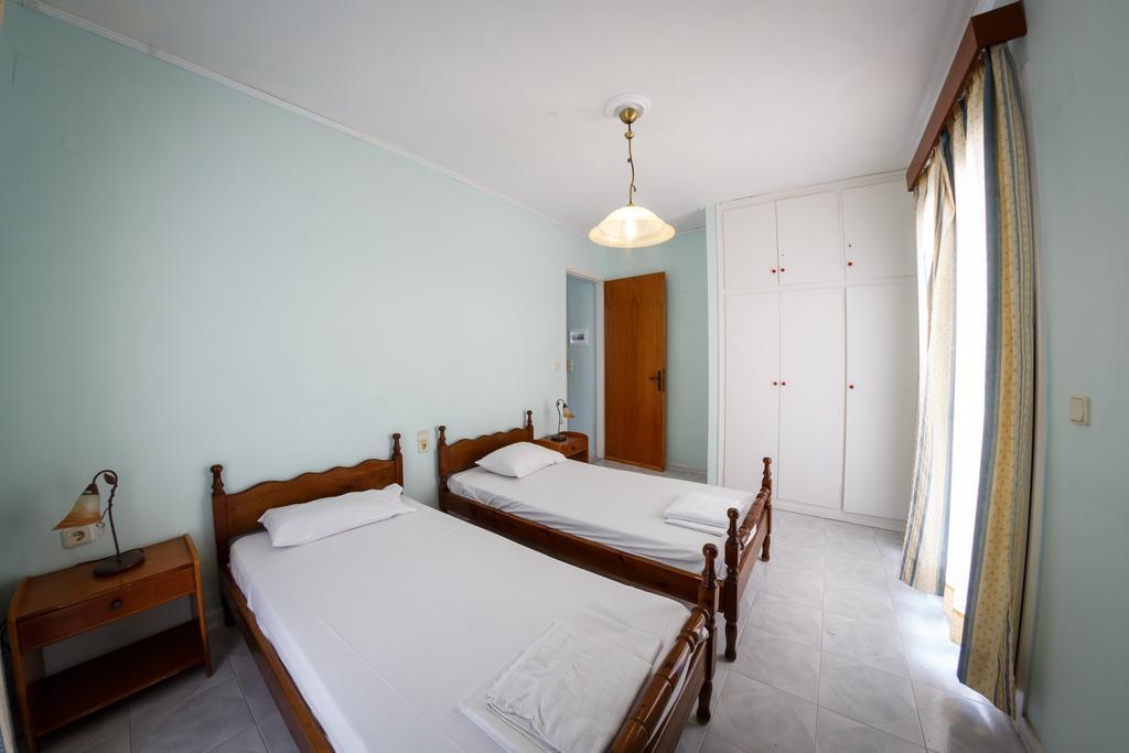 Terra Azzura Apartment ลากานาส ภายนอก รูปภาพ