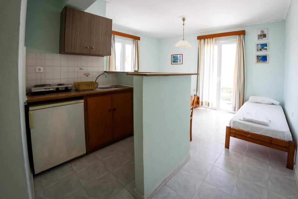 Terra Azzura Apartment ลากานาส ภายนอก รูปภาพ