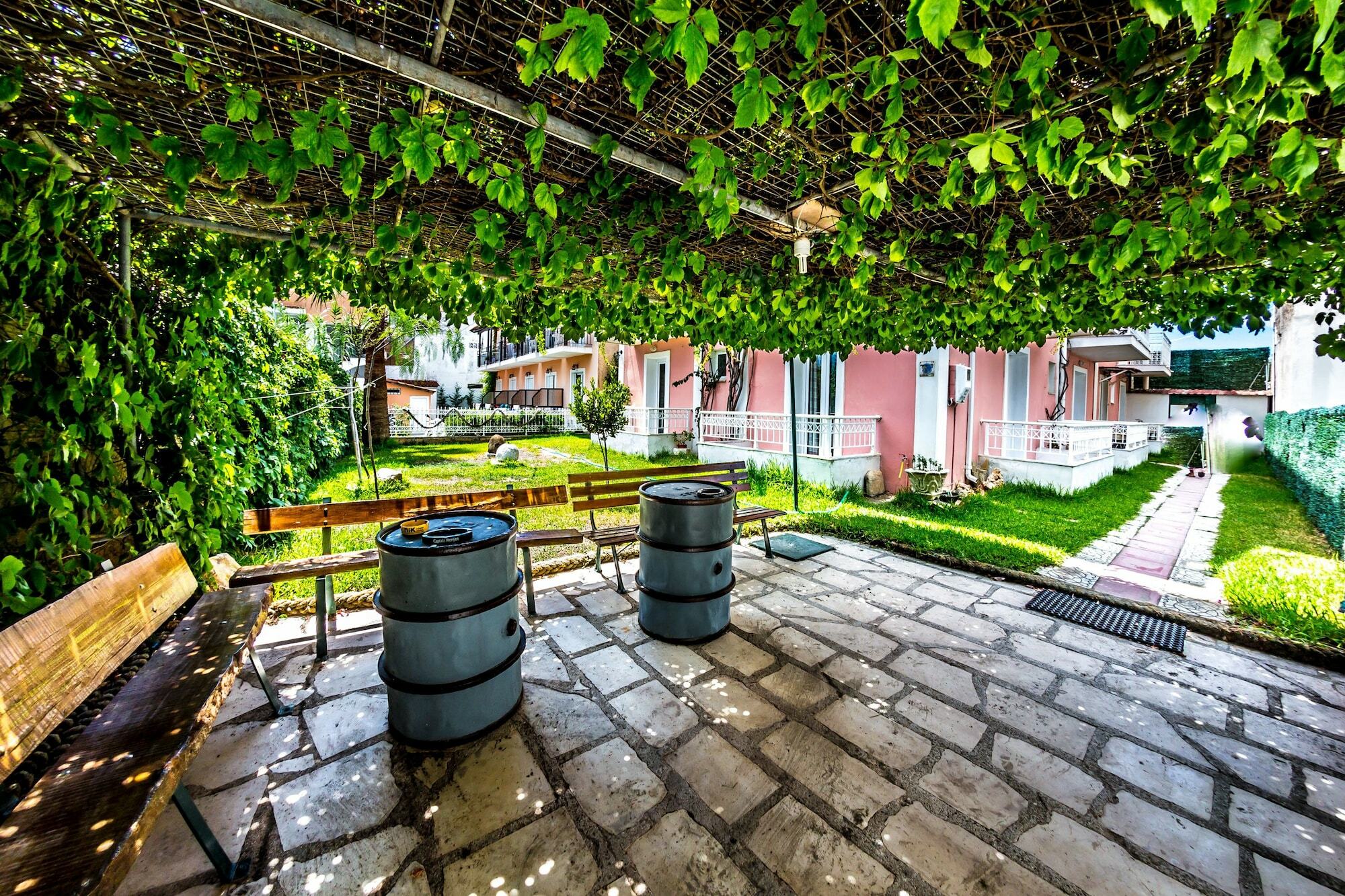 Terra Azzura Apartment ลากานาส ภายนอก รูปภาพ
